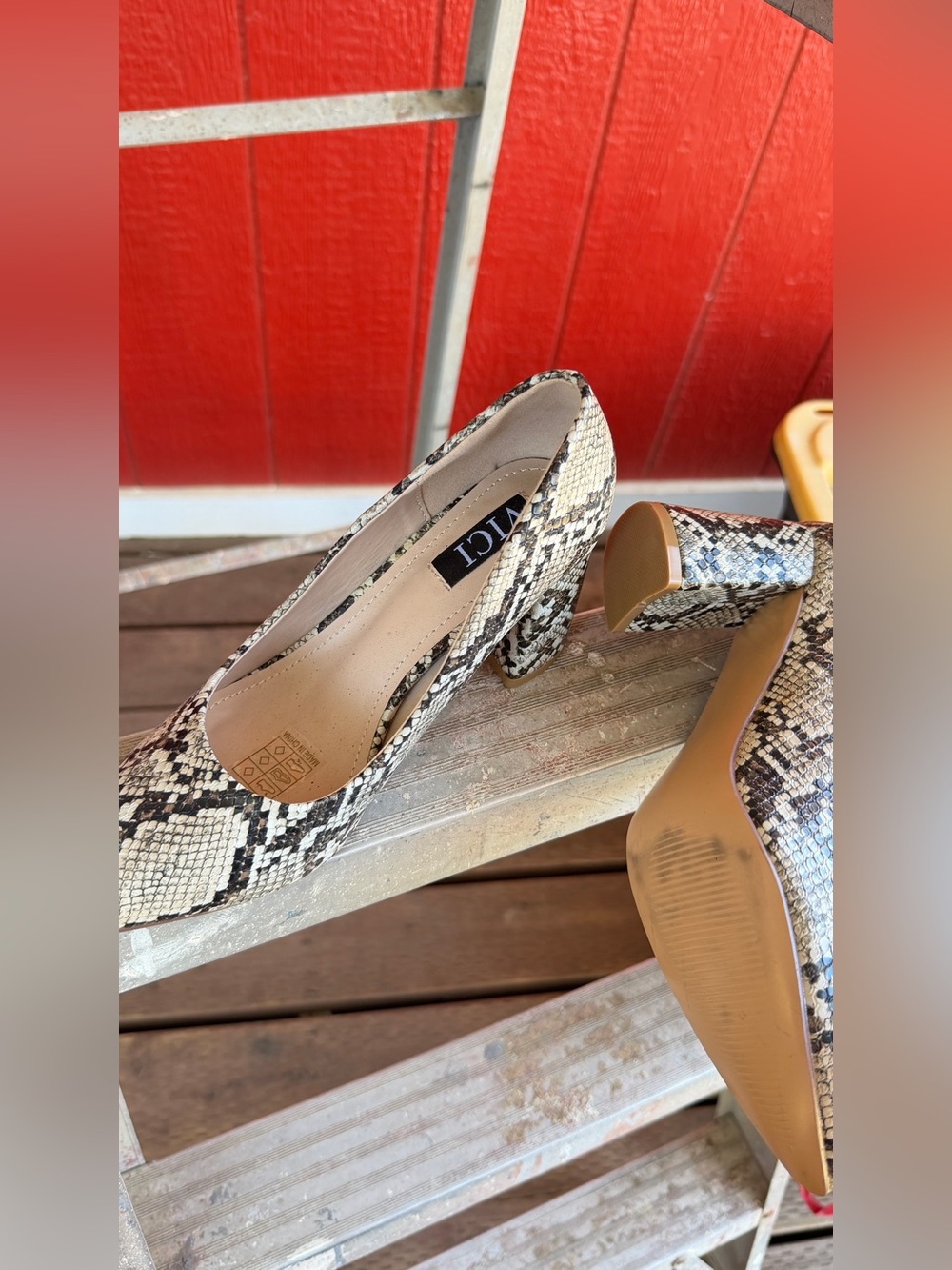 VICI Snakeskin Print Block Heel Pumps – Pointed Toe Dress Heels – Women’s Size 7 - Picture 4 of 8